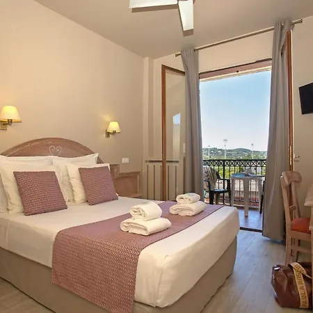 Hotel Vacances Bleues Hotel Castel Luberon 3*