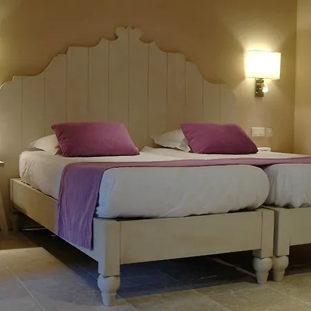 Bleues Castel Luberon Hotel 3*
